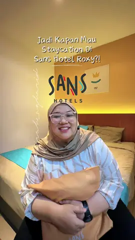 Save And Share, Staycation Kemudian‼️ Room Tour Tipe Terhemat Dari @Sans Hotel Roxy , cukup dan puas banget!  Gunakan Kode Promo YUKNGINEP saat melakukan Booking Via @RedDoorz Indonesia App!!! Yuk Gas! #bukasemuapintu #reddoorz #BerkeSANS #redtravelers #yukjajanbymira 