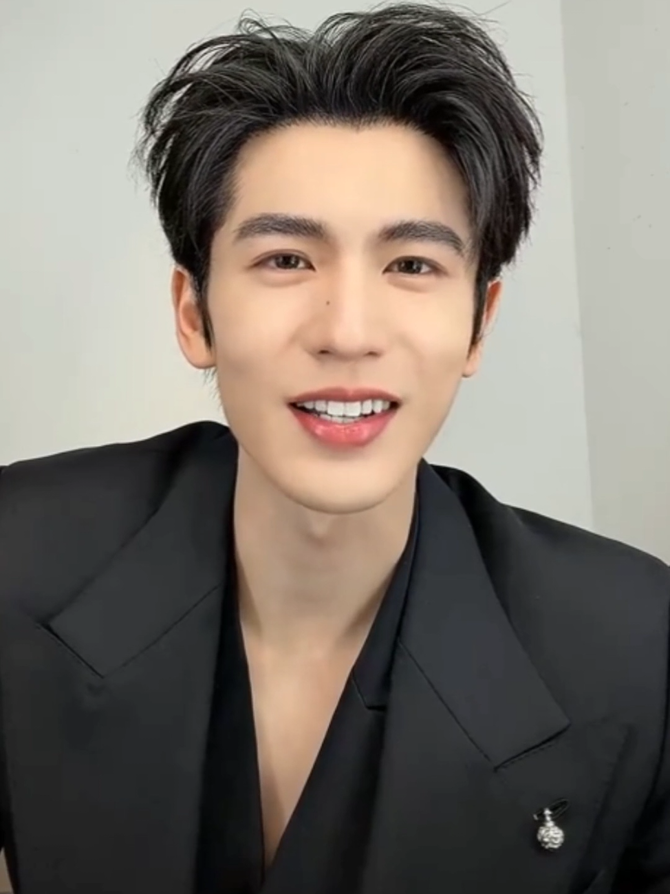 ใช่เลย! ไอต้าวความสุข รักเค้า #zhanglinghe #จางหลิงเฮ่อ #张凌赫 #flypシ #ขึ้นฟีดเถอะ 