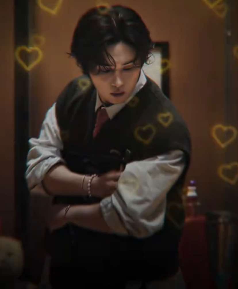 Tick Tack — Leeknow is such a cutie!! <<3 #aftereffectsedit #skz #straykids #kpop #fyp 