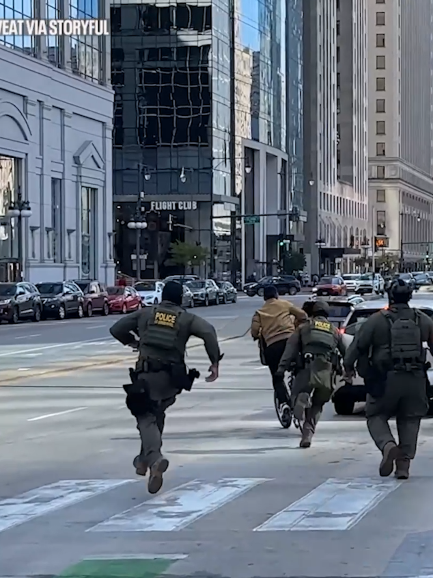Armed federal immigration agents patrolled several of Chicago’s busiest tourist areas Sunday, drawing sharp criticism from elected officials and immigrant-rights activists.