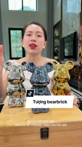 Tượng bearbrick trang trí nhà cửa #bearbrick #totuonggaubearbrick #ngocngannga 