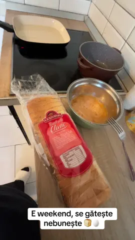 Vă place pâine cu ou? ❤️🥰🥚🍞#fy #foryou #weekend #gatit #eweekendsegatestenebuneste 