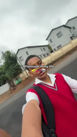Getting your SHEIN package directly afterschool is just something else 🤭🤭 #fyp #viral #iphone17 