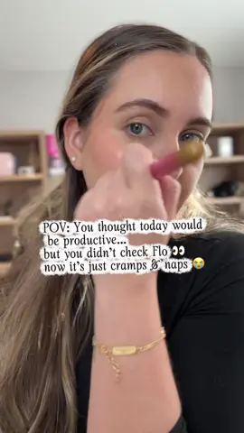 Ad / When Flo predicts it, I believe it 👏 #FloApp #PeriodTips @Flo Period Tracker 
