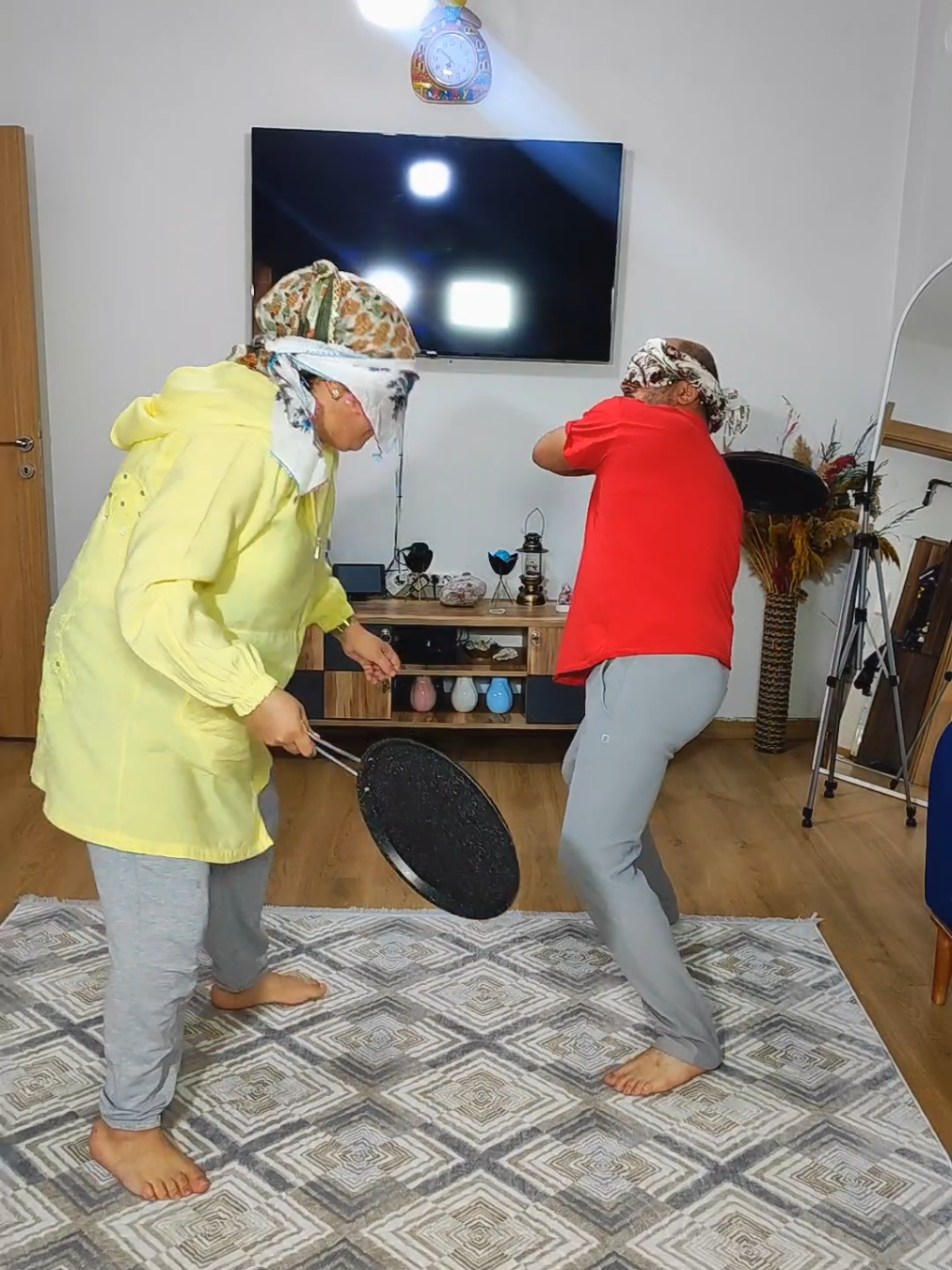 keşfet olurmu sizce #zarifercan51 #karikoca #tava #kafa #vurma 