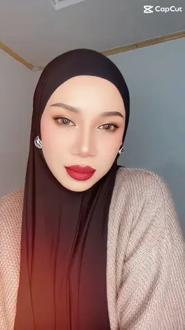 Lupa kalau aku MUA 😌