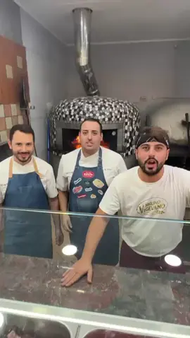 #nonsolopizza #boscoreale #tuttifrattelli #follovers #viraltiktoks 