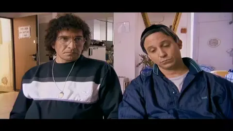 הפרלמנט עונה 1 פרק 1 חלק ג #שאולי #הפרלמנט #ארץנהדרת #זהלאהולךלהיותויראלי 
