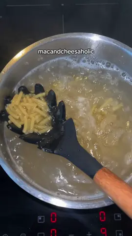 romanticising chemicals 🥰  #kraft #macandcheese #fy 
