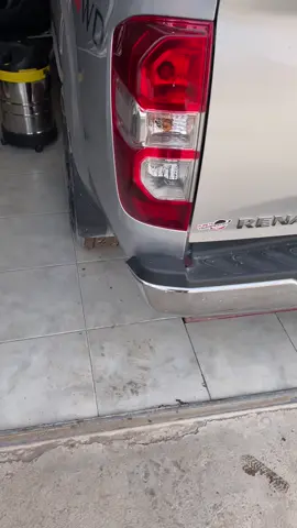 Costo entrar😂 #esteticavehicular #limpiezaprofunda  #detailing 