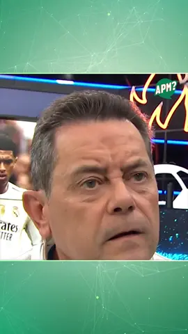 Cristóbal Soria li passa la maneta per la cara a Tomàs Roncero 👋 @elchiringuitotv #APM #tiktokfootballacademy #realmadrid #humor #comedia #television #tv #fyp
