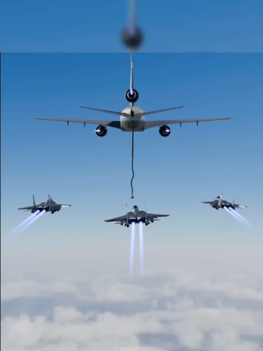 How Mid-Air Refueling Works 🤔#viralvideo #pleasetiktokteamviralvideo #pleaseviralmyaccount #fyp #foryoupage 