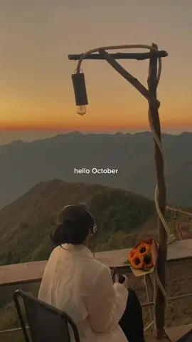 “Hello October”#CapCut #capcutpioneer #pioneertemplate #hellooctober #trendingvideo #fyp 