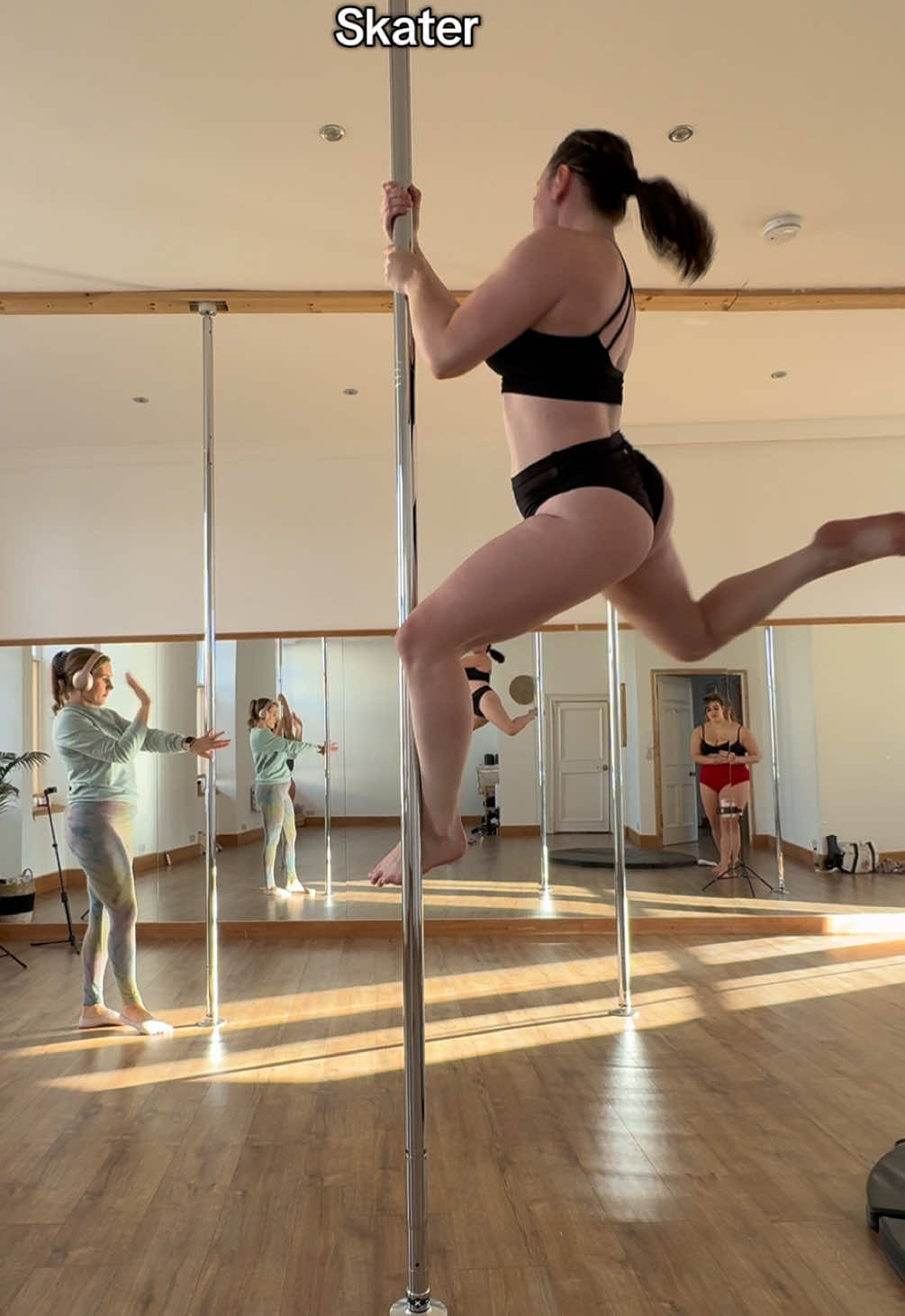 Save this to try 😊 #polecombospin #polespin #spinpole #poletok 