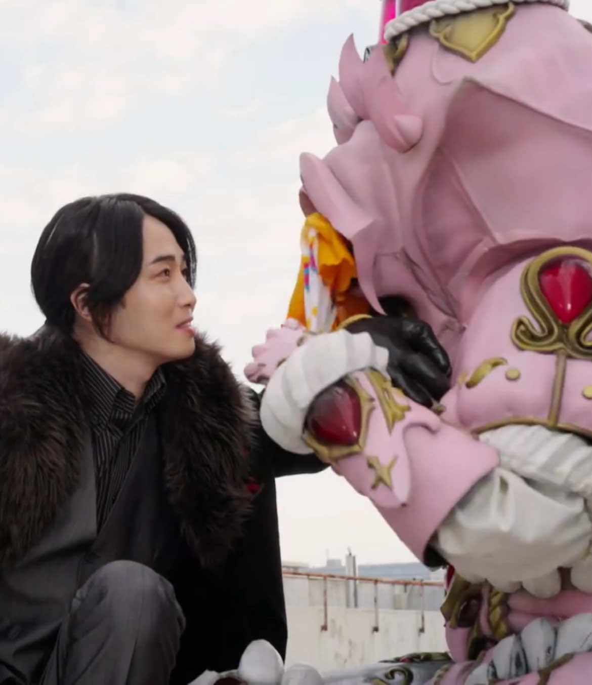 This Kuon guys seems really nice ngl🙏. #supersentai #gozyuger #kamenrider #kamenriderzeztz #tokusatsu 