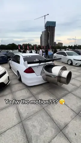 Slow motion still motion 🤷‍♂️ #riceornice #motion #Honda #fentysuperbrandday 