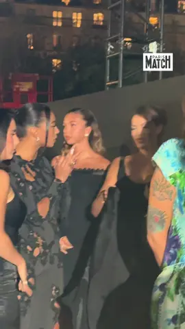 #irismittenaere #evaqueen #manonbresch #lorealparis #pfw #parisfashionweek @L’Oréal Paris 