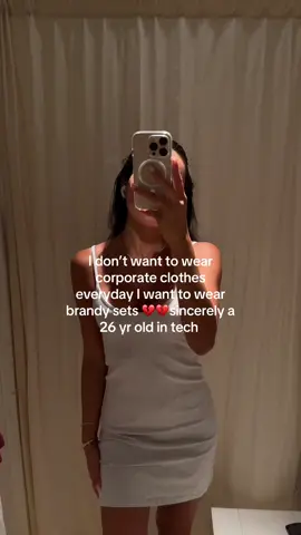 How do we change the stigma 💔💔💔💔 #brandymelville #brandy #corporate #corporatefits #corporatehumor 