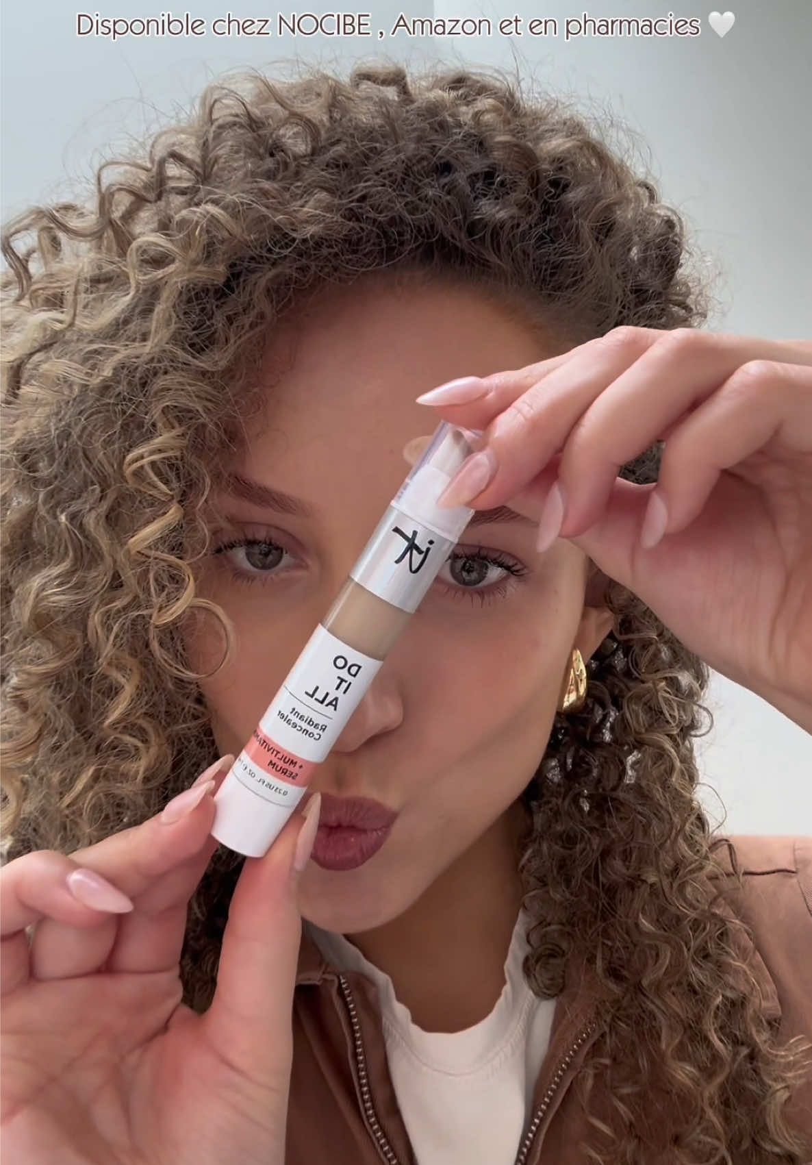 Le concealer pour un teint de rêve au quotidien 🫶🏼 Merci à @IT Cosmetics de m’avoir fait confiance et de m’avoir si gentiment envoyé leur nouveauté ☺️ *Collaboration commerciale  #itcosmetics #makeup #doitall 