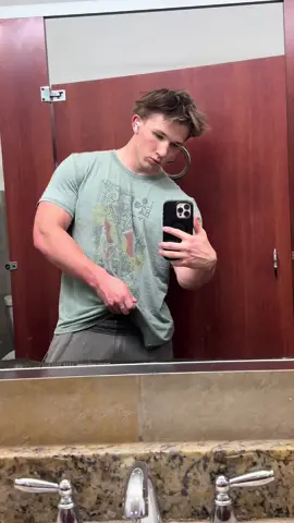 got it  #GymTok #aesthetics #shredded #bulking #fyp 