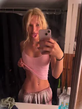I need to clean this mirror 