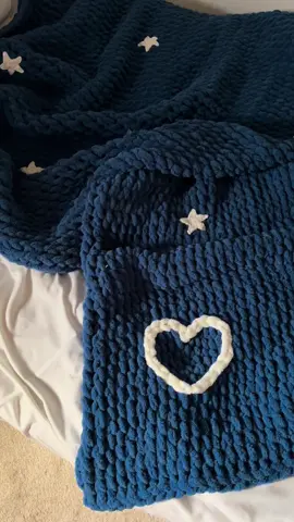 هذا اللون خيالي والأكثر طلباً 🫂 #viral #explor #crochet #puffy #بطانيه_الشتا 