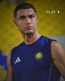 When ronaldo looks to camera😂🐐 #ronaldo #today #alnassr #traininv 