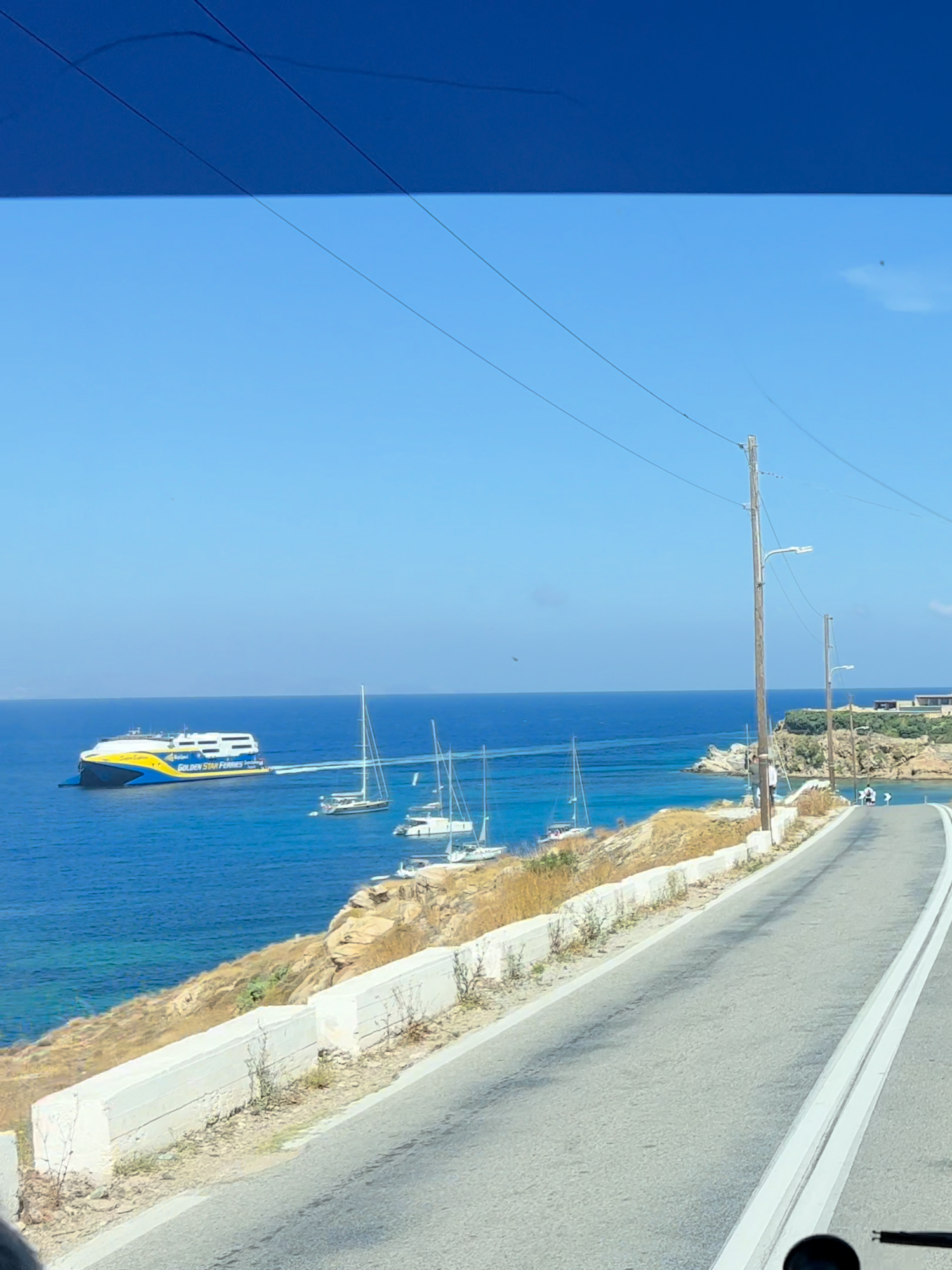 Hotel etiquette in Mykonos with @goaheadtours