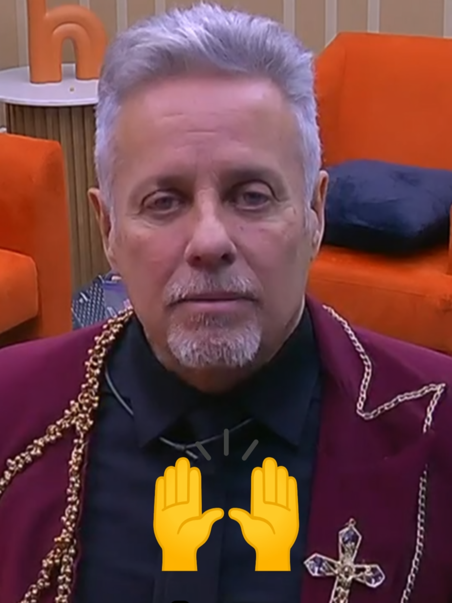 @alexisayalaone se despide de @aaronmercury y le hace una emotiva promesa.  Si quieres ver el momento COMPLETO, suscríbete ya a @vix y no te pierdas de nada con el 24/7 🔥 #LaCasaDeLosFamososMx, rumbo a la final, disponible también en #LasEstrellas y #Canal5.