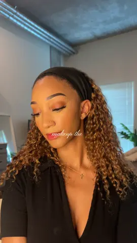a work of art 🫧 #makeup #makeuptherapy #softglam #MakeupRoutine #blackgirlluxury @M.A.C Cosmetics Store  @urban decay @tarte cosmetics @realtechniques 