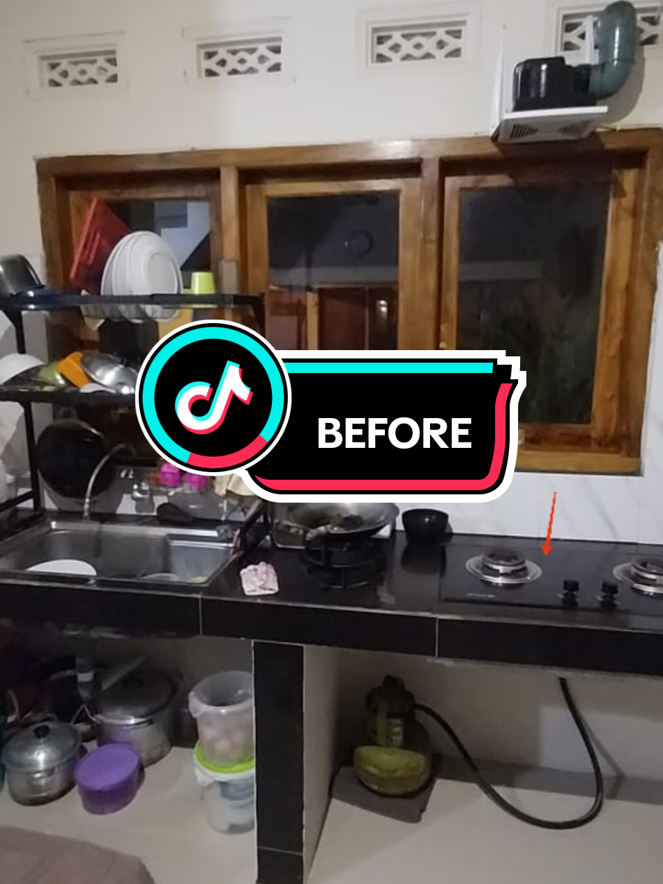 Tempatnya bikin kitchenset dan interior ada di sini KLIk BIO agar terhubung langsung ke WA. #kitchensetlampung #backdroptv #lemari #kamarset #dapurminimalis 