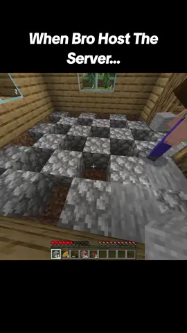 SUSpicious Movements...🥶👀 #Minecraft #survival #memes #mcpe #viral 