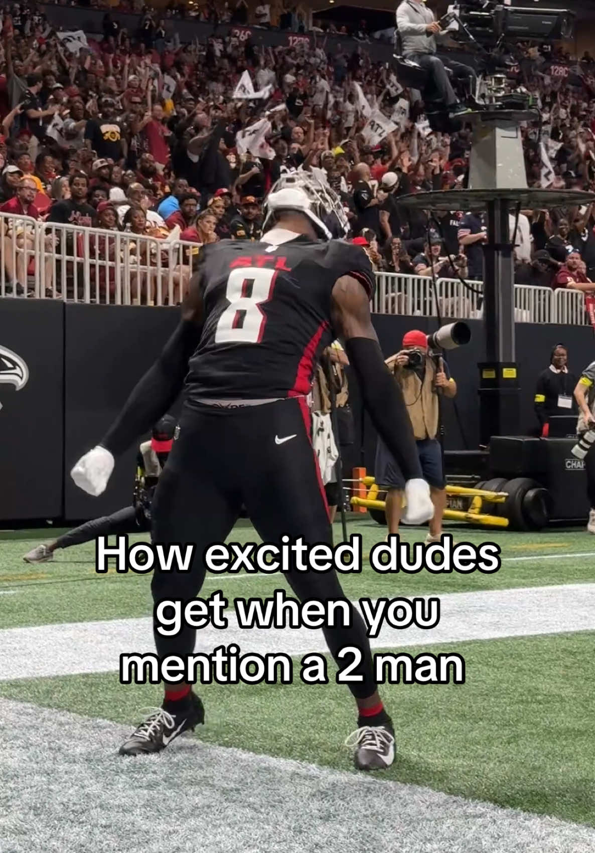 Tag that friend 👀😭😭 #atlantafalcons #nfltiktok #memestiktok #funnymoments #meme 