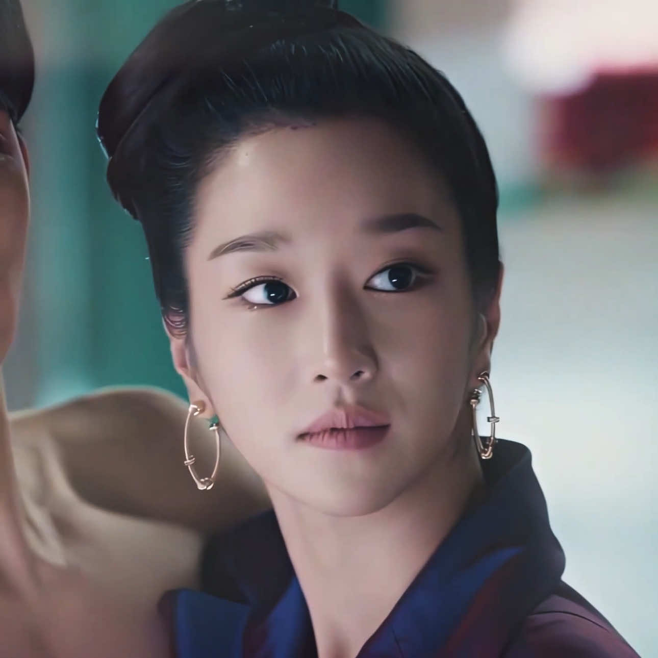no one’s safe when the queen walks in ib: yeajicore cc: editsxnic spc: tenascenes #seoyeaji #aftereffects #itsokaytonotbeokay #komoonyoung #viral 