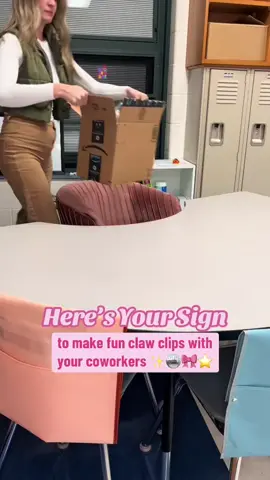 Take some time to do something fun with your coworkers! This was so fun and easy ✨🎀💝#teacherideas #clawclips #teacherteam #teacherlife #teacher 