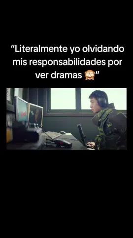 Quién no se distrae con semejante escena, aterrizaje de emergencia en tu corazón ❤️✨️#kdramaromance #aterrizajedeemergenciaentucorazon #f #kdramaedit 