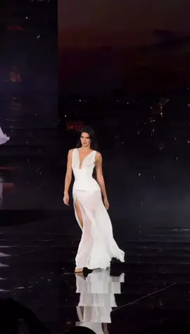 The Queen @L’Oréal Paris @Kendall Jenner 