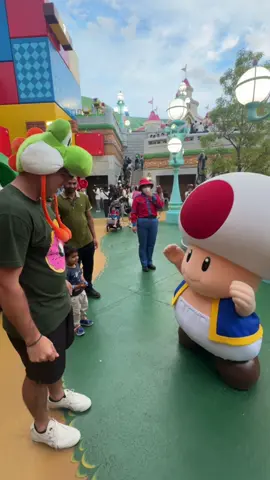 Se intentó 😢 quien estará adentro de Toad? jajajjaj #fyp #universal #toad 