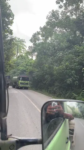 😅. #fppppppppppppppppppp #storydriver #jalurkelay #jalanrusak #driverkaltim 