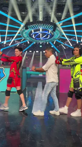Andamos martillando 🔨🤪 @josi @valentino @Renzo Schuller @KatiaPalma @Kevin Diaz  #eeg2025 #eegversusdegeneraciones #estoesguerra #estoesguerraperutv #viral 