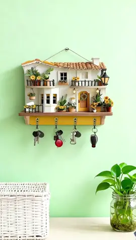 una casita llena de girasoles para cuidar tus llaves🌻🔑✨#CasitaDeLlaves #DecoracionBonita#OrganizadorDeLlaves#HogarConEstilo#DetallesQueEncantan😍