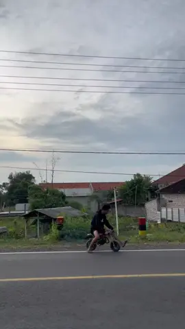 jejer gonmu Yo🤙🏻🚀#derax #fyppppppppppppppppppppppp #minigp #balap#500cc