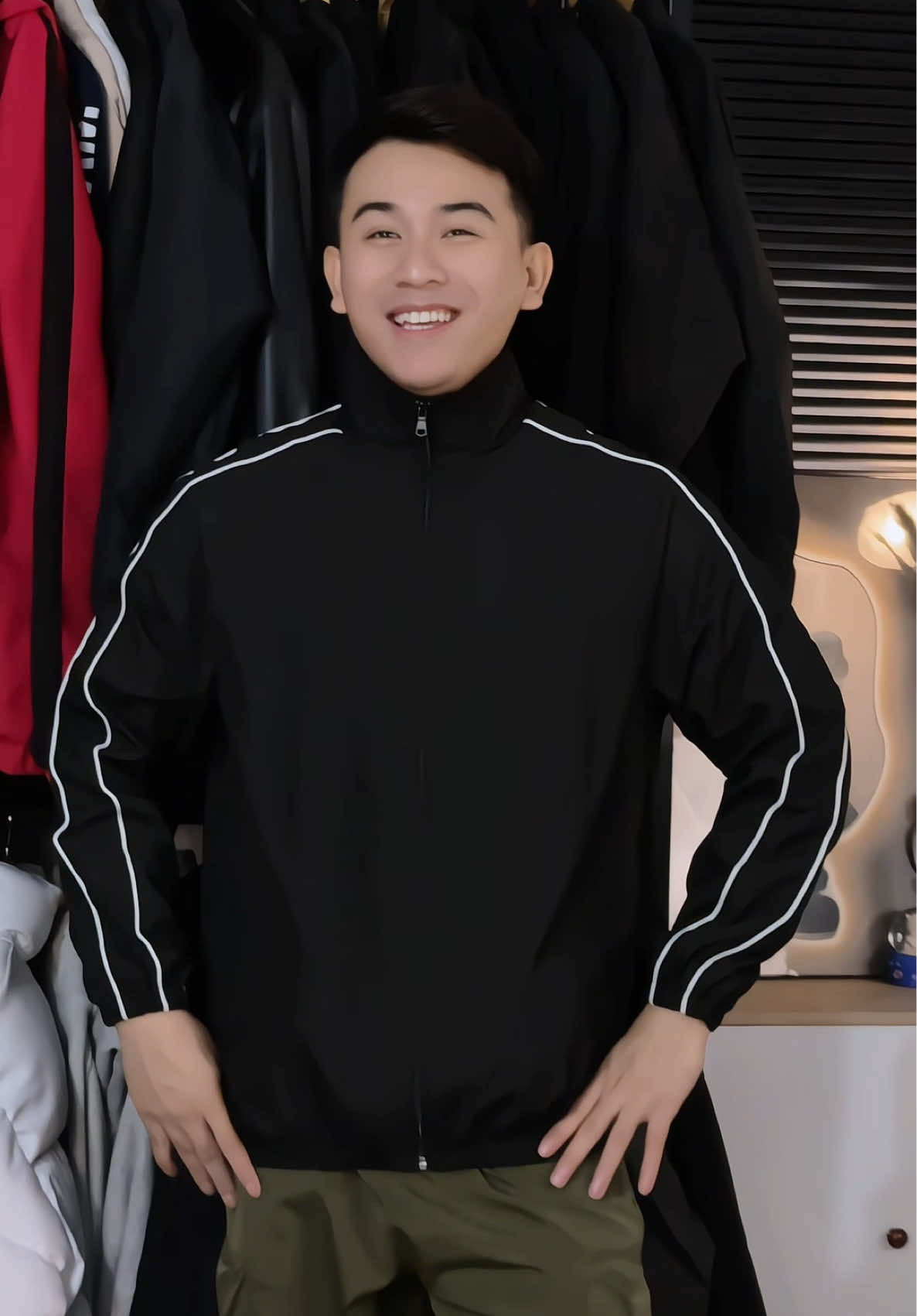 Áo khoác gió 2 lớp chống nắng kháng nước #minhmongmanh #thoitrang #TikTokFashion #macdepmoingay #xuhuong 