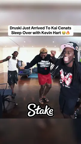 Druski Just Arrived To Kai Cenats  Sleep Over with Kevin Hart 😭🔥#kaicenat #mafiathon #mafiathon3 #druski #kevinhart 