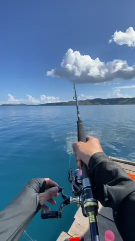 Laut memberi, kita belajar sabar #jayapura #angler #fishing 