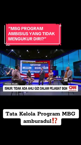 Muhamad Isnur menilai program Makan Bergizi Gratis (MBG) sebagai program yang ambisius namun tidak mengukur diri. Ketua Yayasan Lembaga Bantuan Hukum Indonesia ini menyatakan mulai dari perencanaan hingga penunjukkan orang-orang di Badan Gizi Nasional tidak tepat karena justru tidak melibatkan Badan POM dan Kementerian Kesehatan, juga tidak melibatkan dinas pendidikan dan sektor lain yang berhubungan. Isnur menyatakan keracunan MBG merupakan kasus pelanggaran HAM yang disengaja. #indonesia🇮🇩 #prabowo #mbg #cnnindonesia #fyppppppppppppppppppppppp 