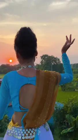 #creatorsearchinsights #tharunigirl❤️ #foryoupage #hindisong #menukaofficial @Momo🫀mïmï🥀🫶🏻 