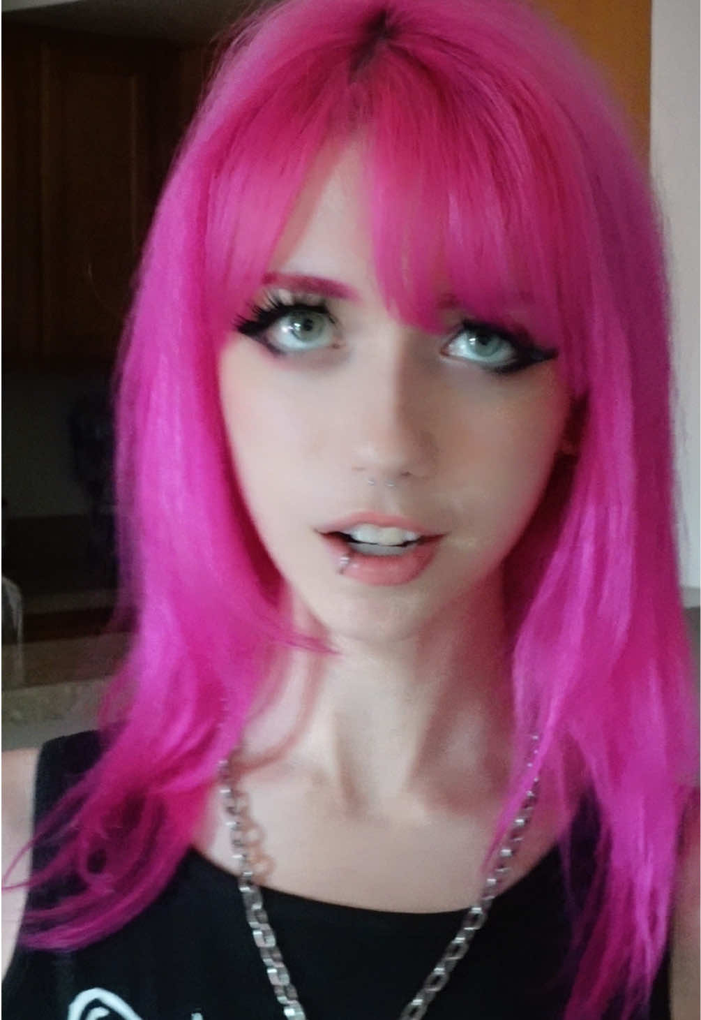 Kinda missing dyed hair a lil bit