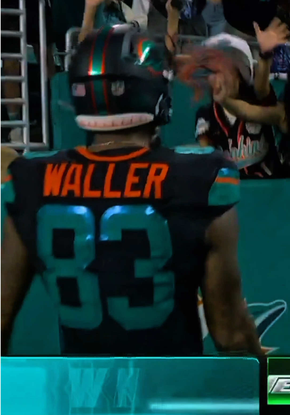 Darren Waller is back😤 #nfl #fyp #mnf #darrenwaller #miamidolphins 