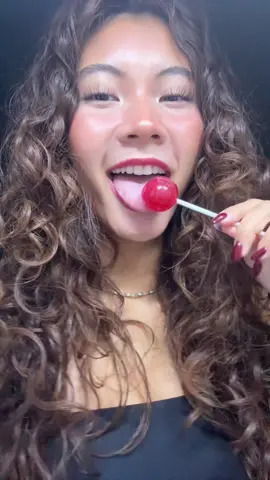 🍭🍭 #sugaronmytongue #kimberlykim #trending 